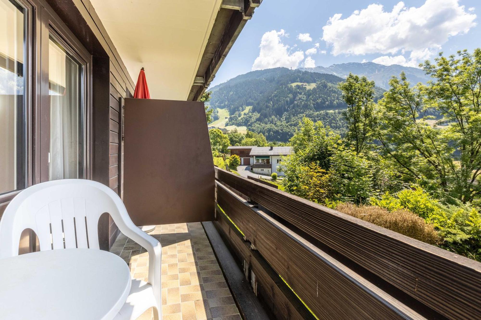 Keyone Rooms Montafon Schruns Extérieur photo