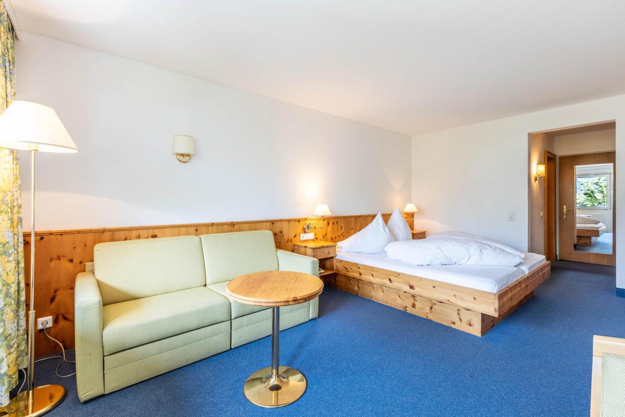 Keyone Rooms Montafon Schruns Extérieur photo